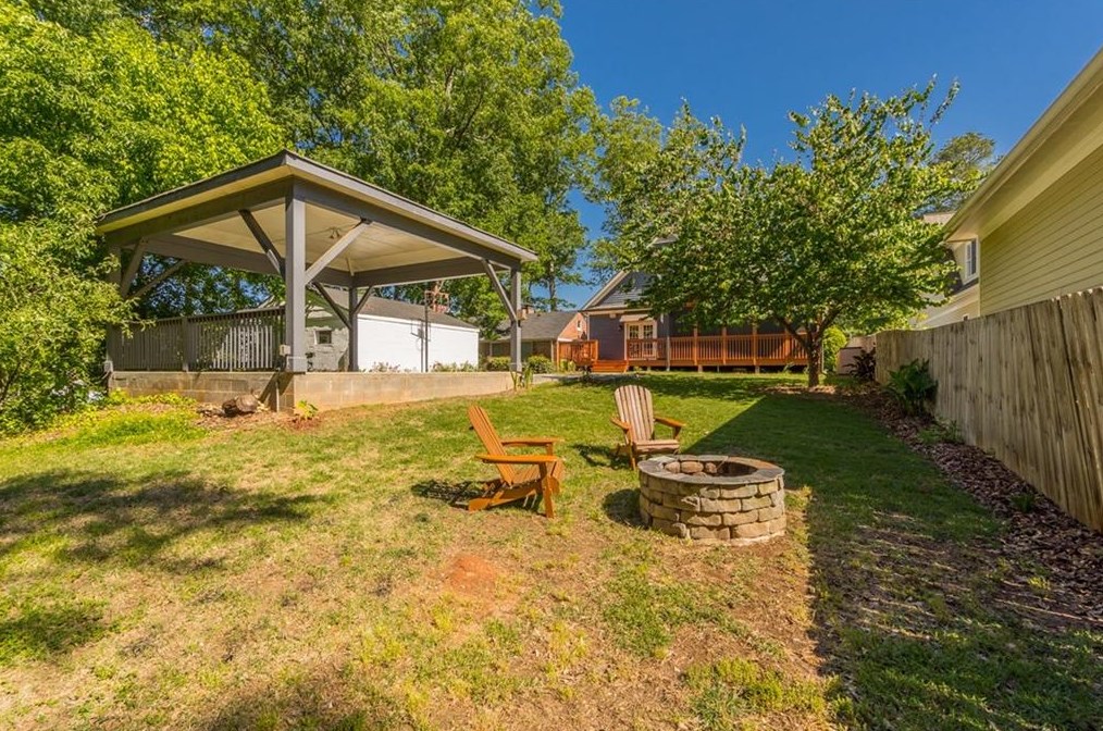 226 Maxwell St, Decatur GA  30030-4209 exterior