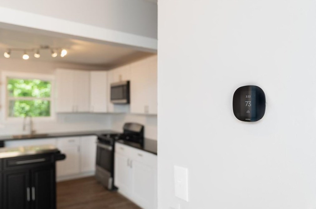 811 Cinderella Way, Decatur GA  30033-5834 exterior