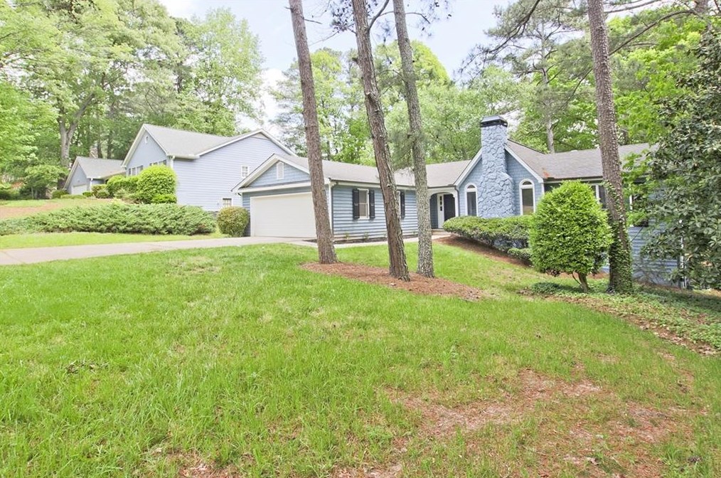 450 Wayt Rd, Roswell, GA 30076-3529