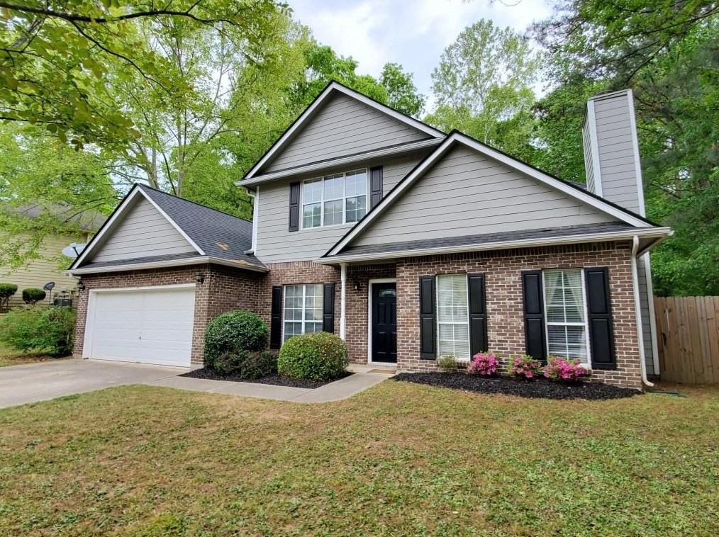 2735 Trotters Pointe Dr, Lithonia, GA 30039