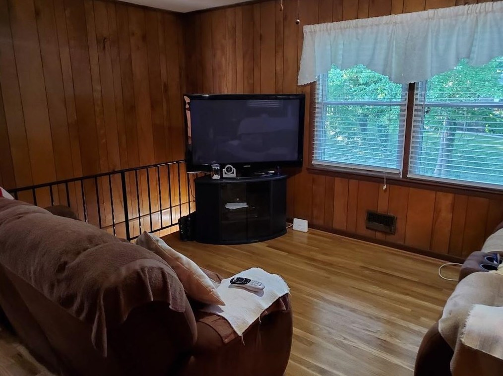 3646 Rainbow Dr, Decatur GA  30034-1919 exterior