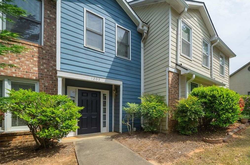 1202 Shiloh Circle Nw, Kennesaw, GA 30144
