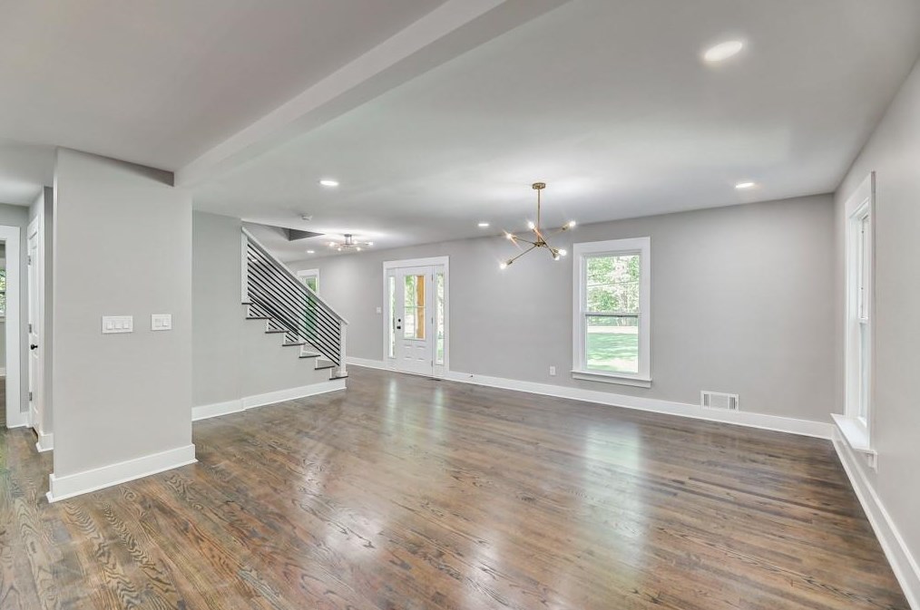 5625 Roberts Dr, Atlanta GA  30338-2733 exterior