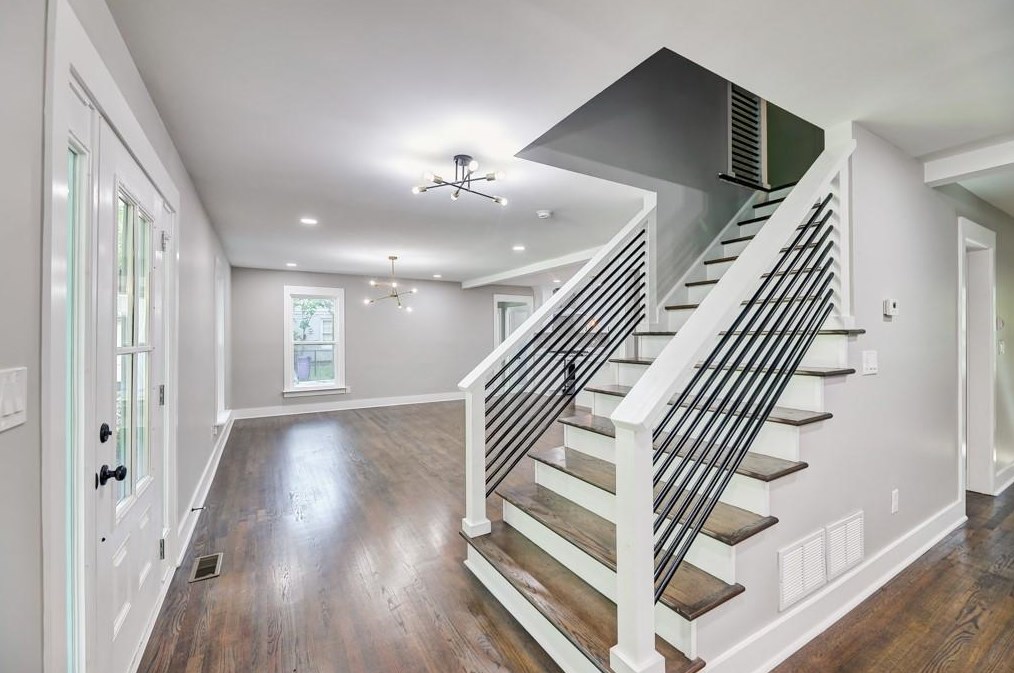 5625 Roberts Dr, Atlanta GA  30338-2733 exterior