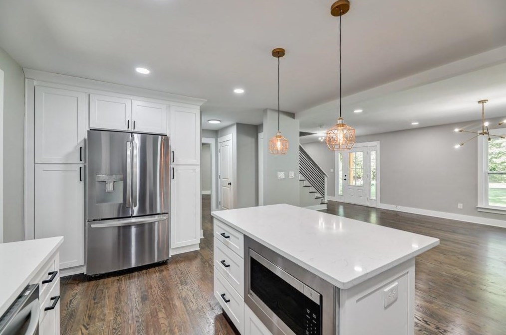 5625 Roberts Dr, Atlanta GA  30338-2733 exterior