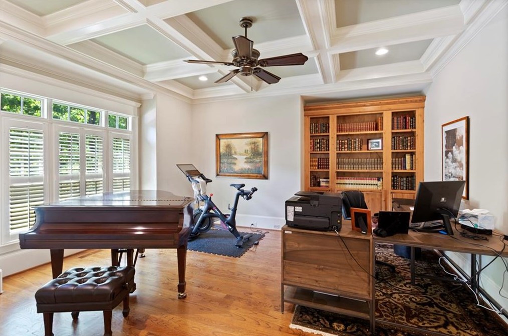 3389 Woodrow Way, Atlanta GA  30319-2448 exterior