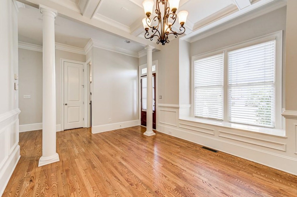 240 Mystic Ridge Hl, Atlanta GA  30342-2941 exterior