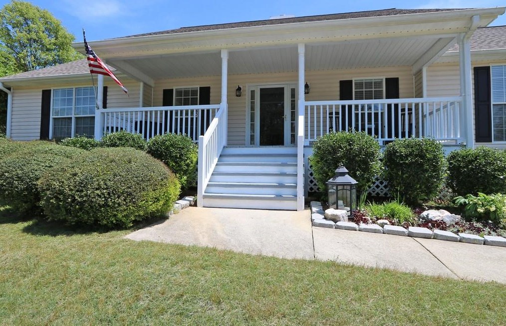 29 Bristol Ct, Dallas, GA 30132-0315