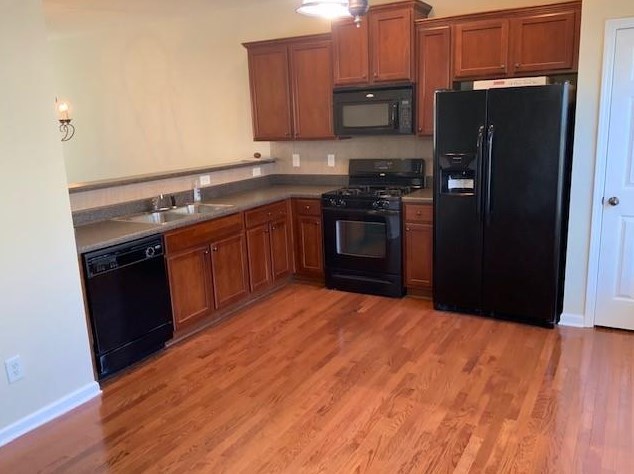 3628 Utoy Dr, Atlanta GA  30331-8617 exterior