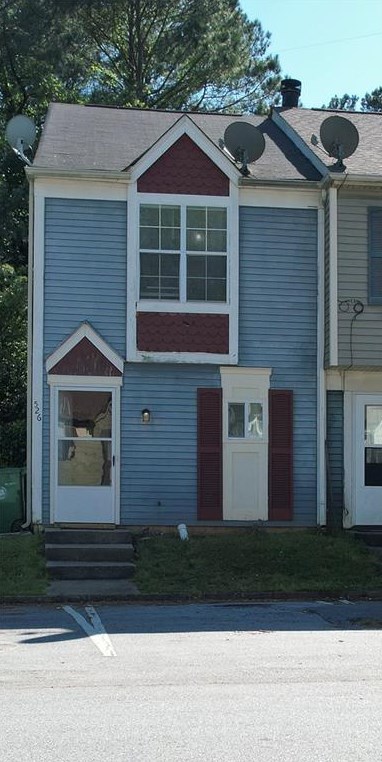 526 Prince Of Wales, Stone Mountain, GA 30083