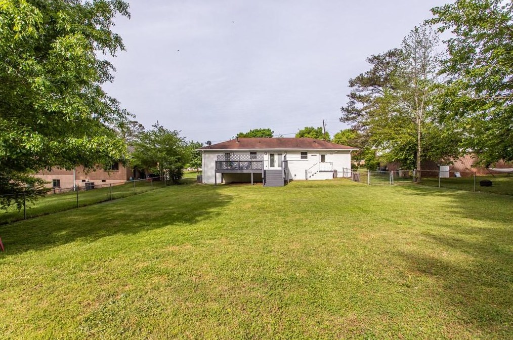 3093 Mount Olive Dr, Decatur GA  30033-3027 exterior