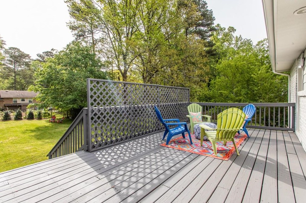 3093 Mount Olive Dr, Decatur GA  30033-3027 exterior