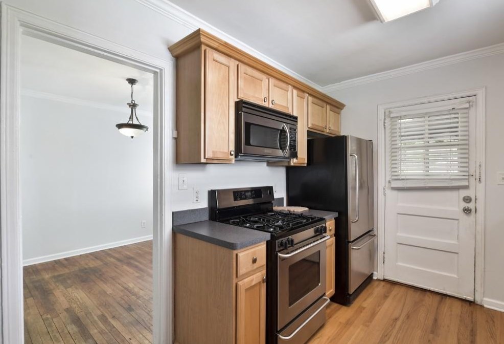 1686 Newton Ave, Atlanta GA  30316-2116 exterior
