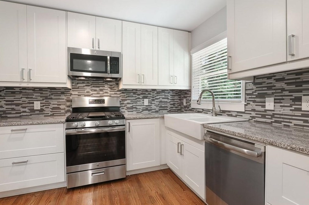 3127 Beech Dr, Decatur GA 30032-2400 exterior