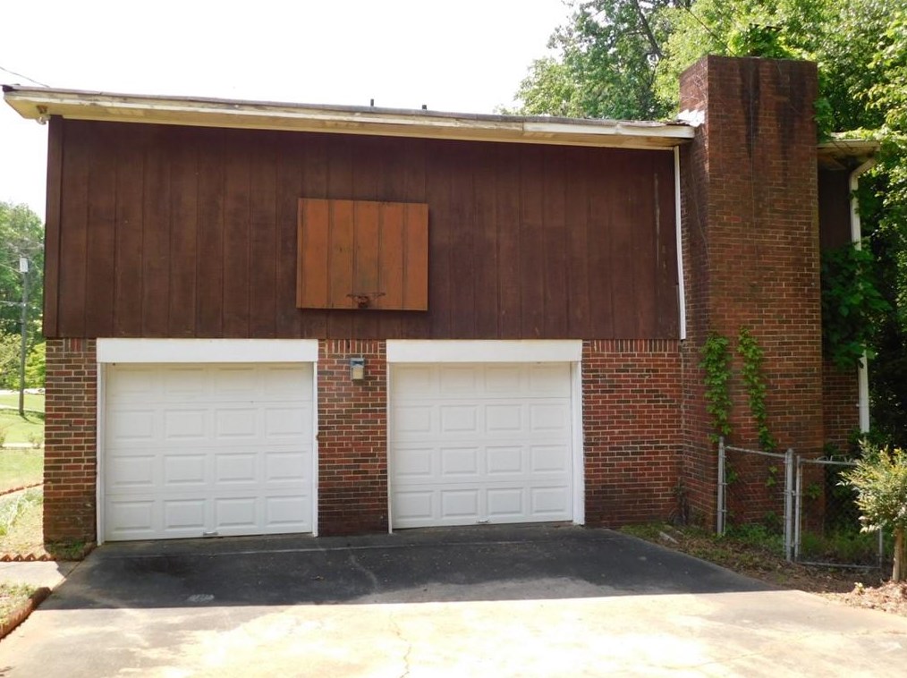 5483 Wydella Rd Sw, Lilburn, GA 30047