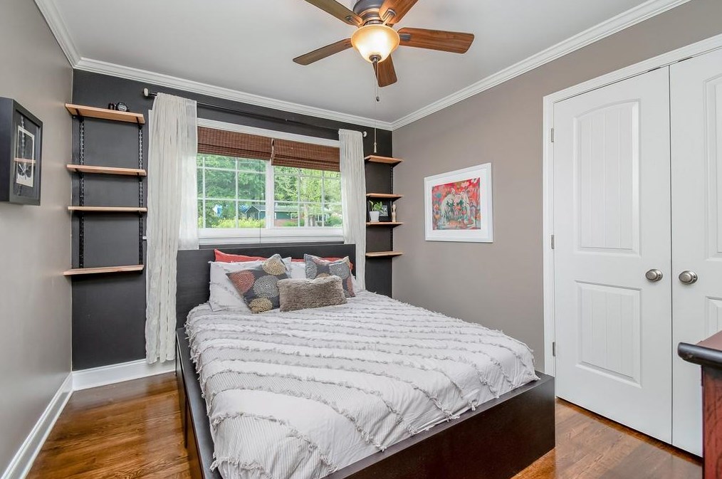 3143 Flamingo Dr, Decatur GA  30033-3905 exterior