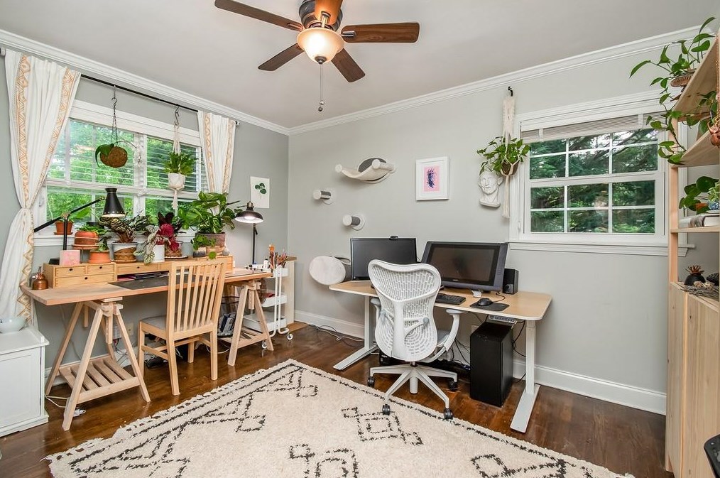 3143 Flamingo Dr, Decatur GA  30033-3905 exterior