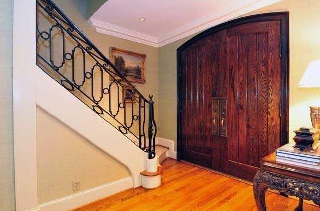 2827 Wyngate Dr, Atlanta, GA 30305-2833