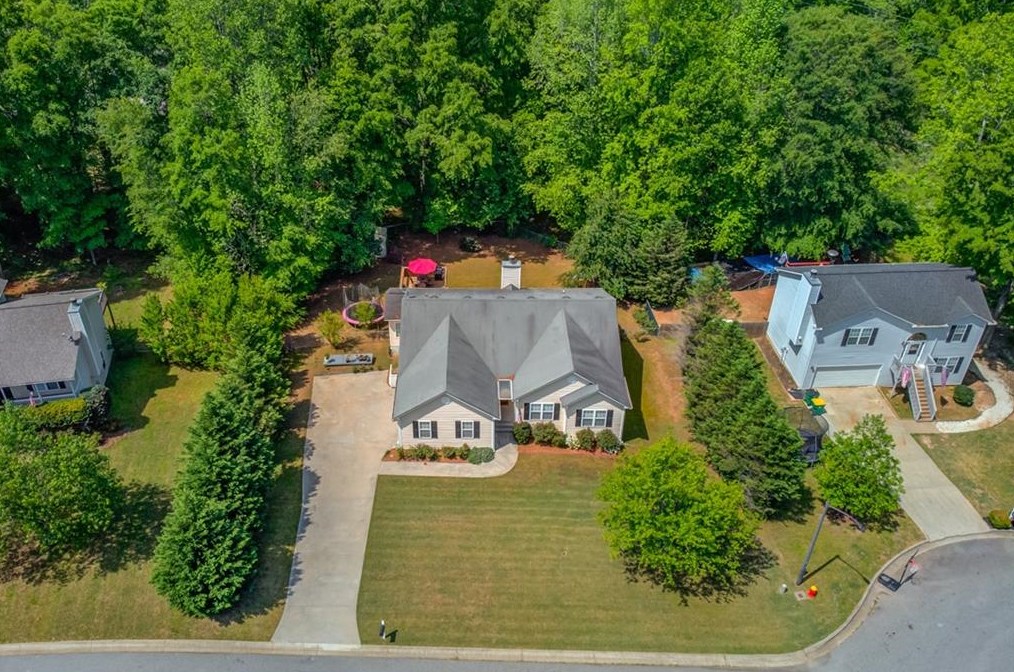514 Ryan Ln, Winder, GA 30680-8544