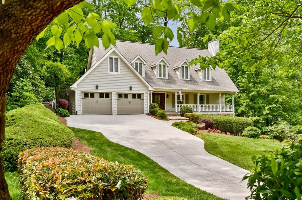 1270 Old Woodbine Rd, Atlanta GA  30319-1038 exterior