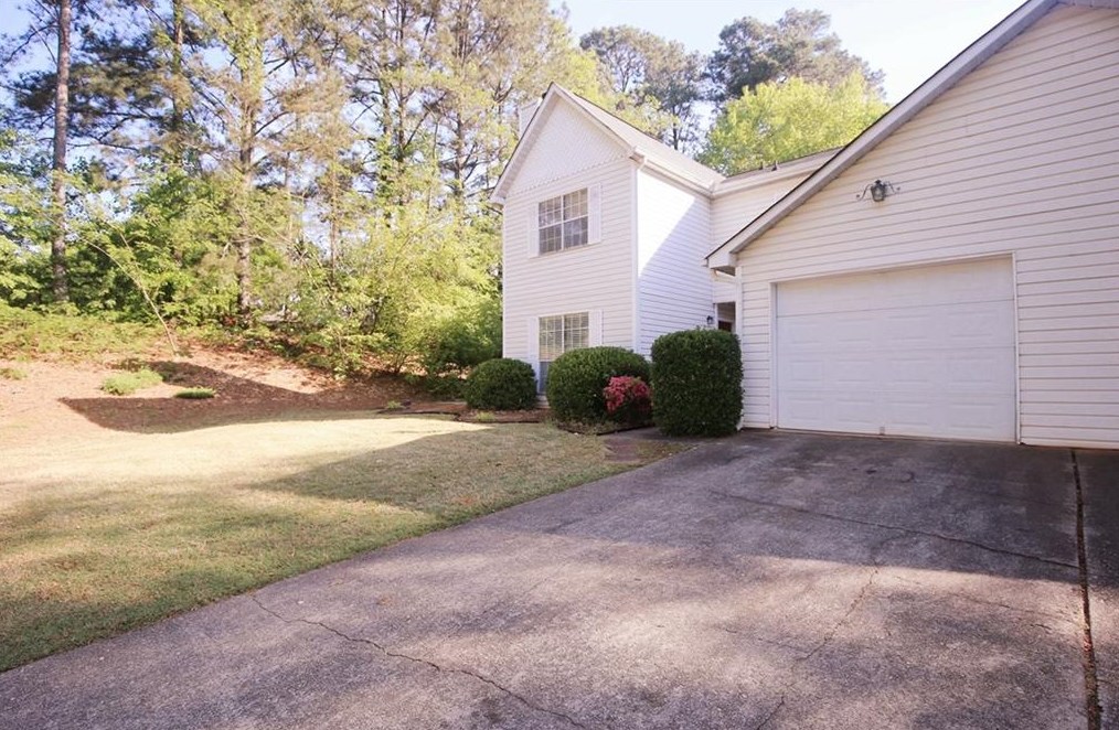 1097 Mansfield Ct, Norcross, GA 30093-4635