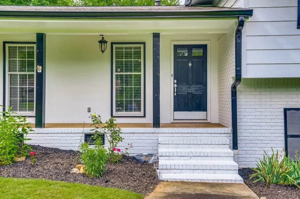 3754 Cloudland Dr, Smyrna, GA 30082-3208