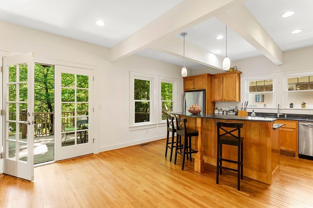 142 Superior Ave, Decatur GA  30030-1813 exterior