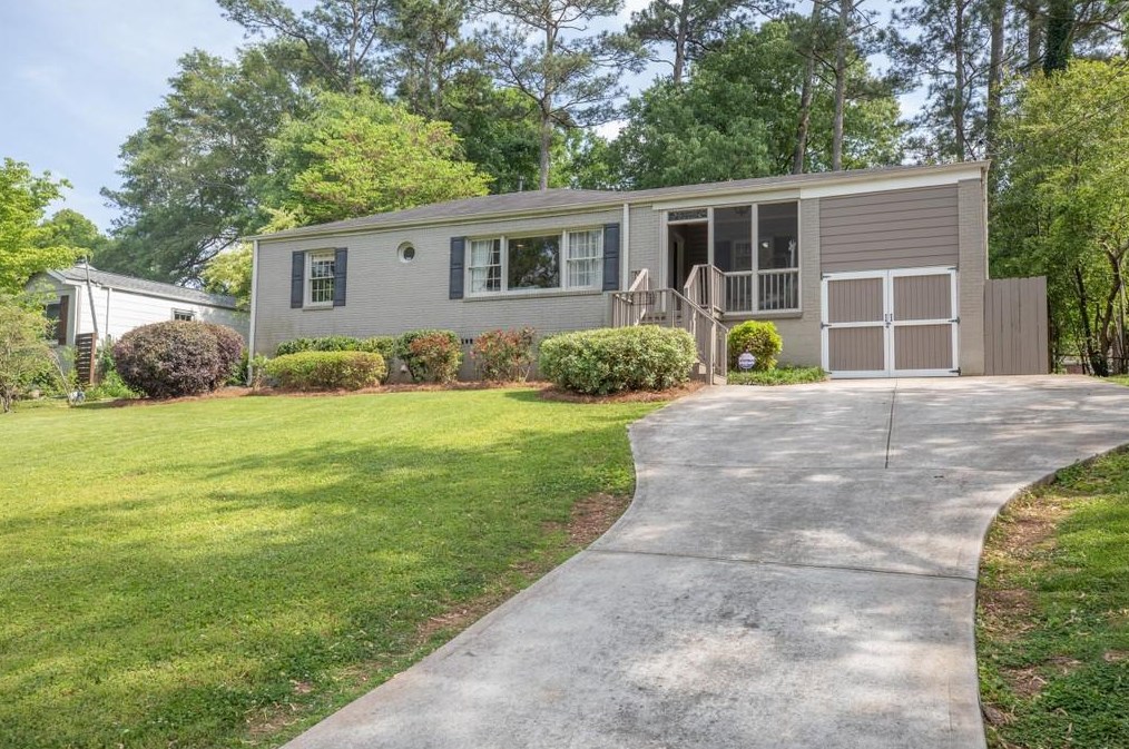 2333 Wineleas Rd, Decatur, GA 30033-5518