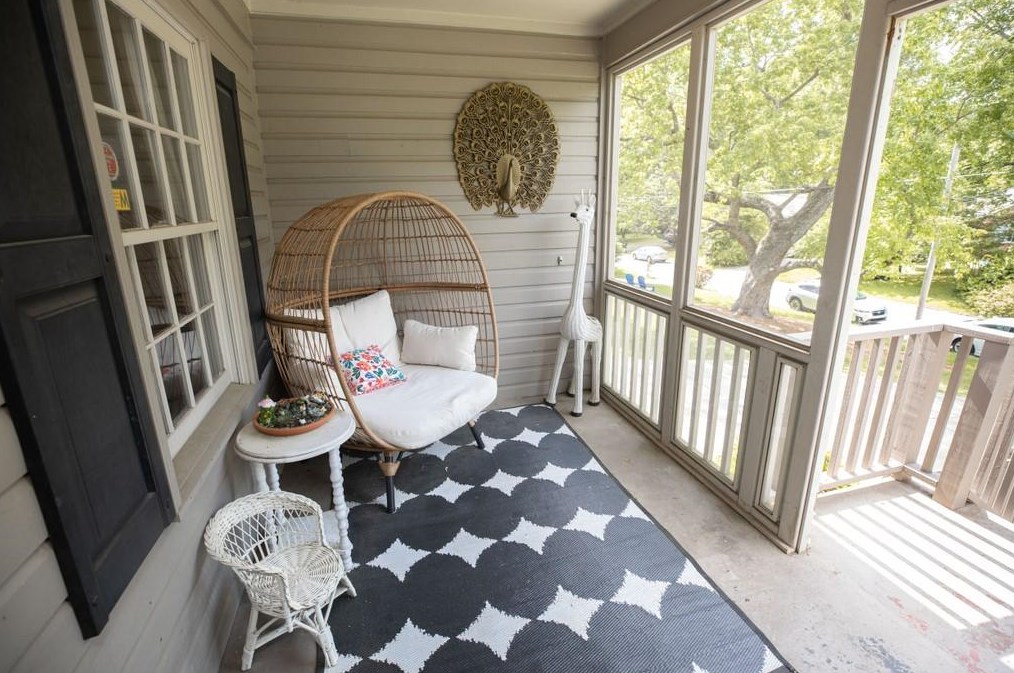 2333 Wineleas Rd, Decatur GA  30033-5518 exterior