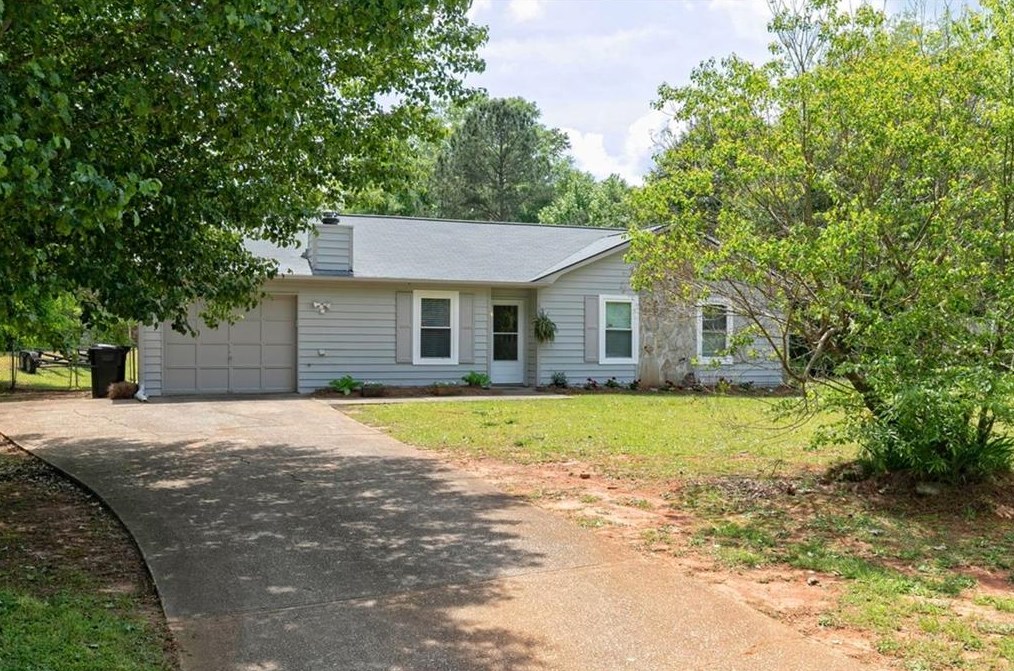 4491 Fairfax Pl, Powder Springs, GA 30127