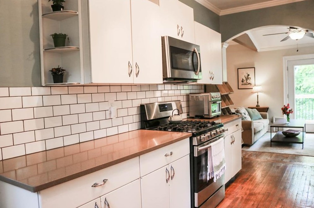 213 Shadowmoor Dr, Decatur GA  30030-3850 exterior