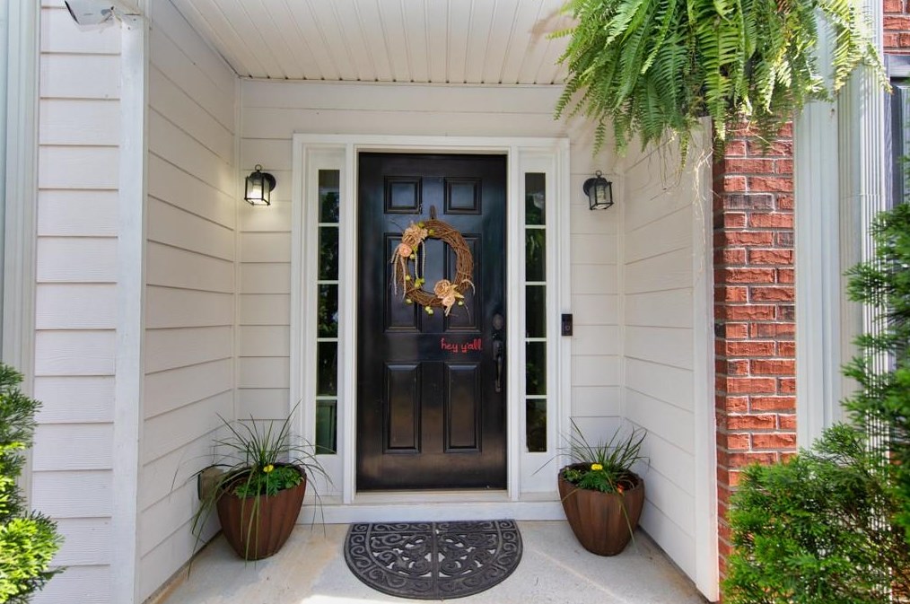 903 Summer Springs Ct, Pendergrass, GA 30567-4656