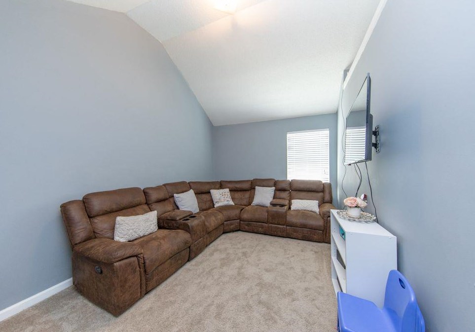 6620 Pamplona Pl, Atlanta GA  30349-8491 exterior