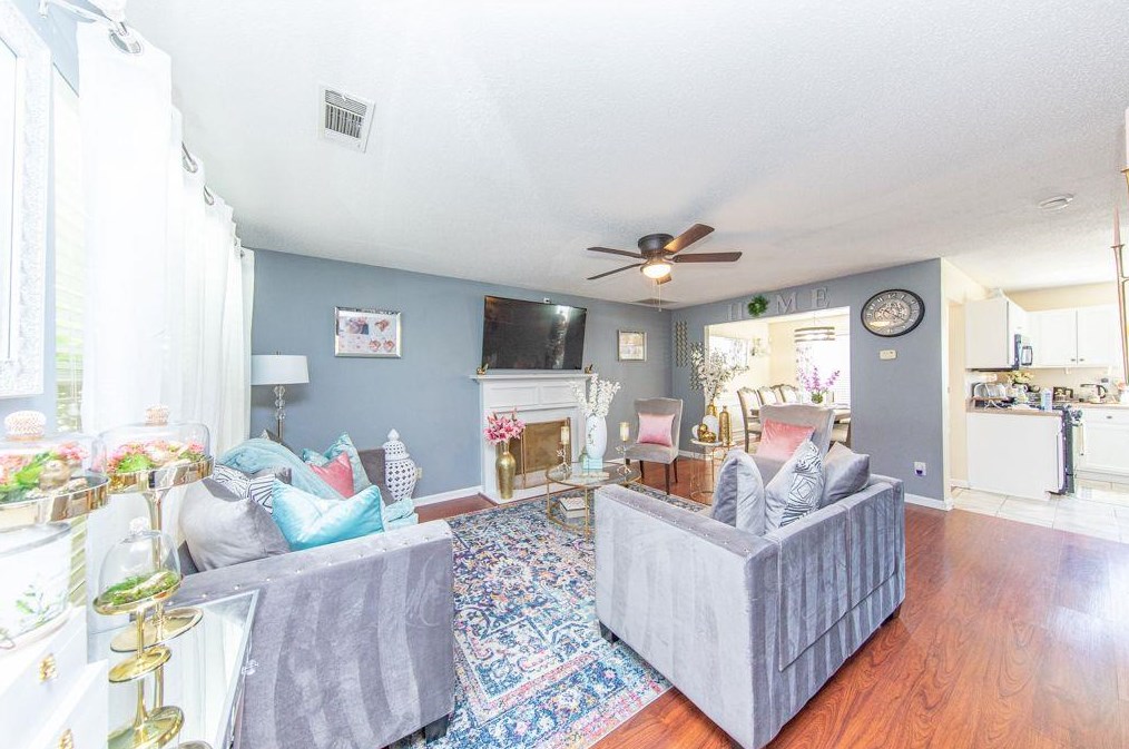 6620 Pamplona Pl, Atlanta GA  30349-8491 exterior