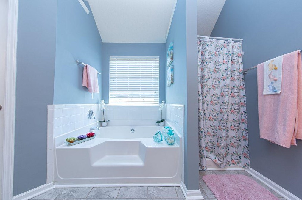 6620 Pamplona Pl, Atlanta GA  30349-8491 exterior