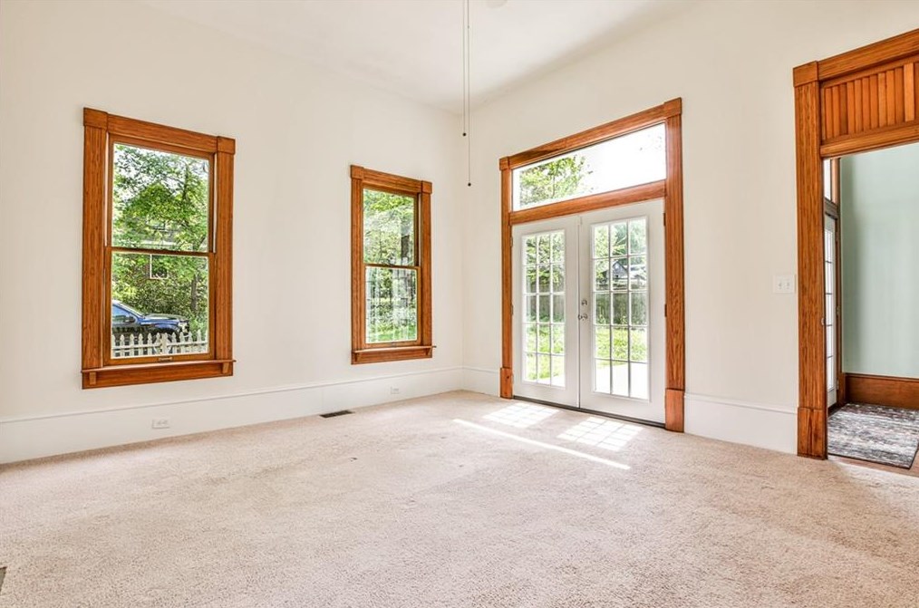 313 Kirk Rd, Decatur GA  30030-3725 exterior