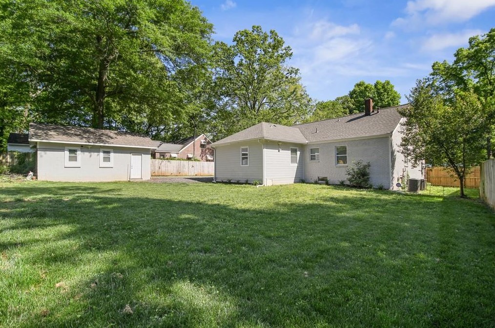 2584 Amelia Ave, Decatur GA  30032-3212 exterior