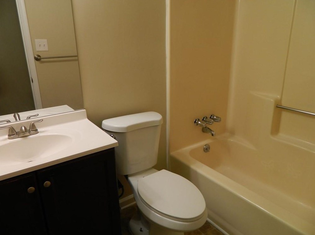 3683 Tarragon Dr, Decatur GA  30034-6226 exterior