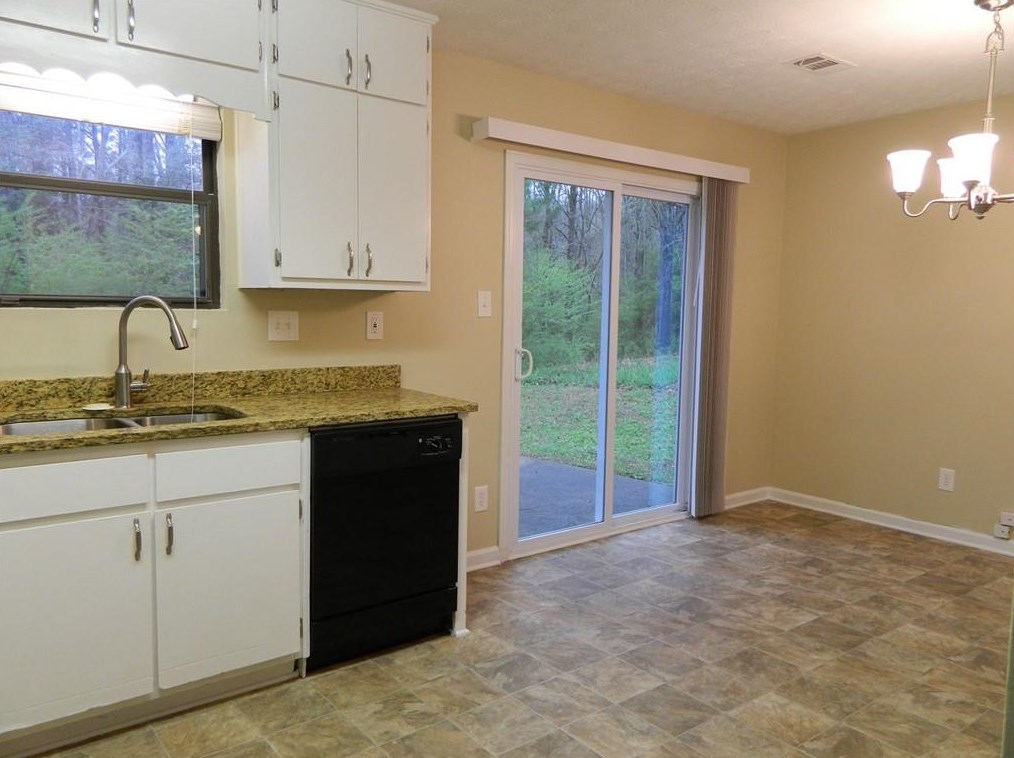 3683 Tarragon Dr, Decatur GA  30034-6226 exterior