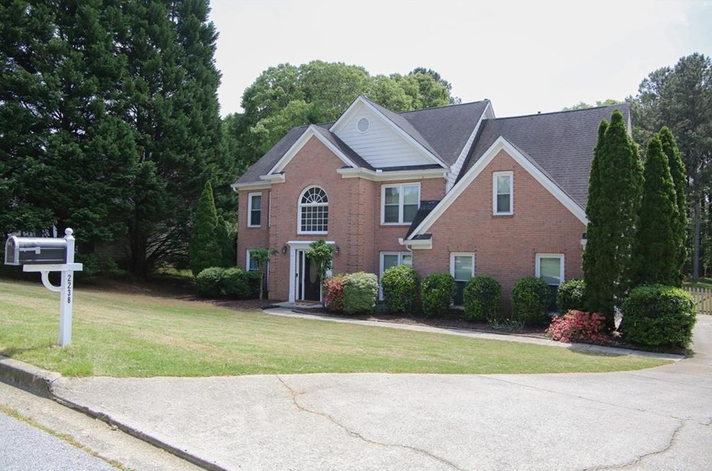2238 Roseberry Ln, Grayson, GA 30017