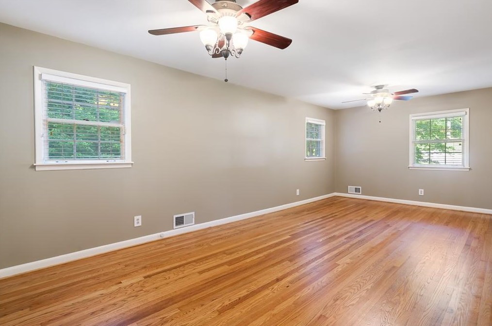 6475 Whispering Ln, Atlanta GA  30328-3065 exterior