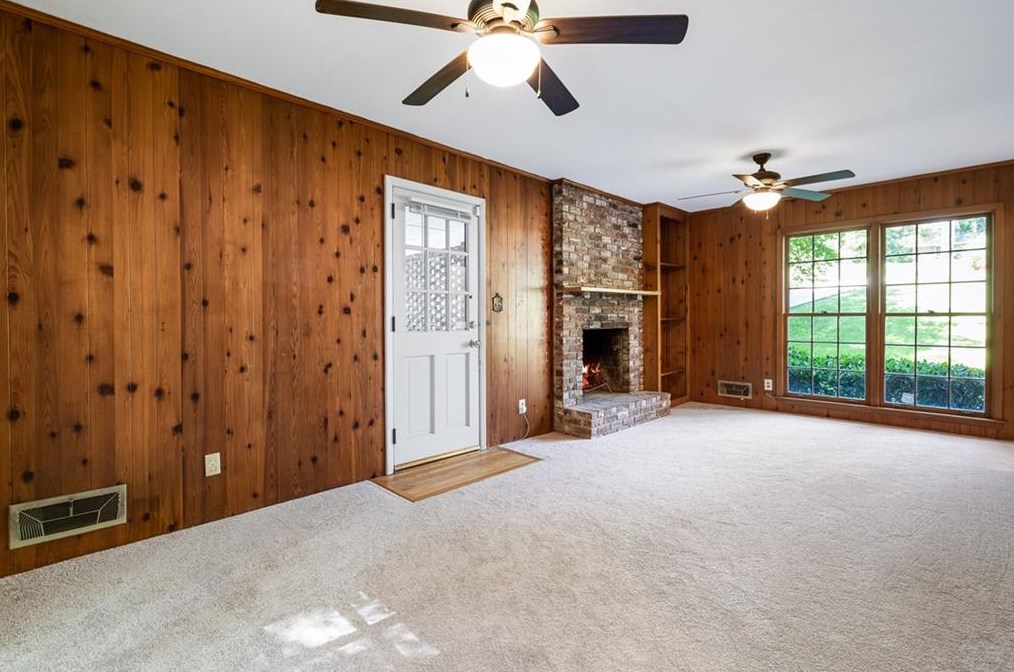 6475 Whispering Ln, Atlanta GA  30328-3065 exterior