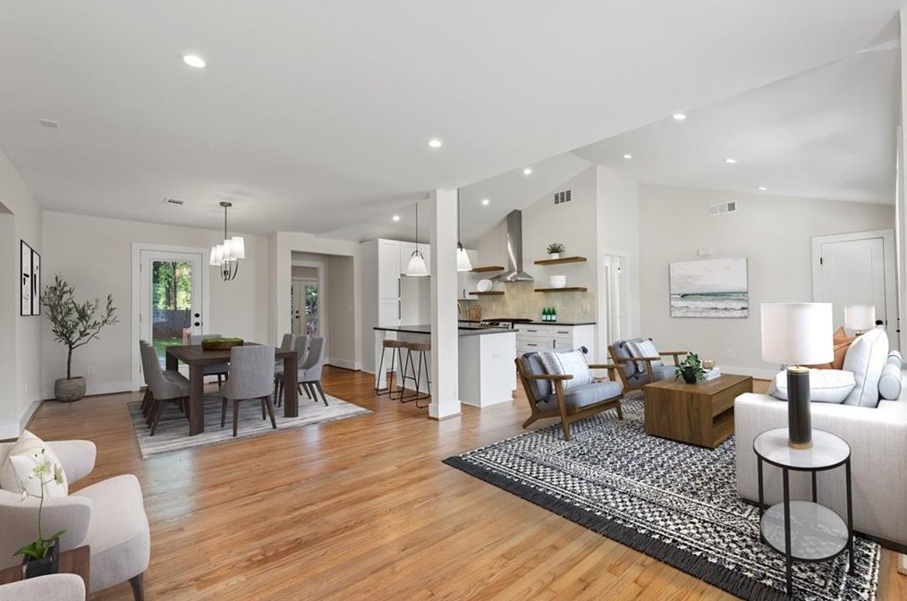 2744 Wedgewood Ter, Decatur GA  30032-5521 exterior