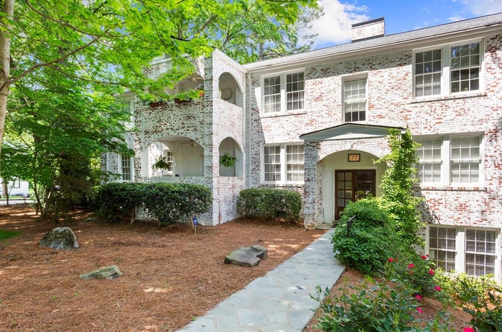 77 Peachtree Memorial Dr, Atlanta, GA 30309-1005