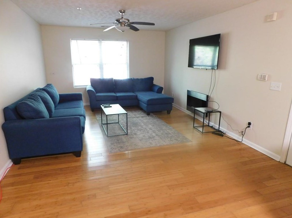8103 Fairington Village Dr, Lithonia, GA 30038