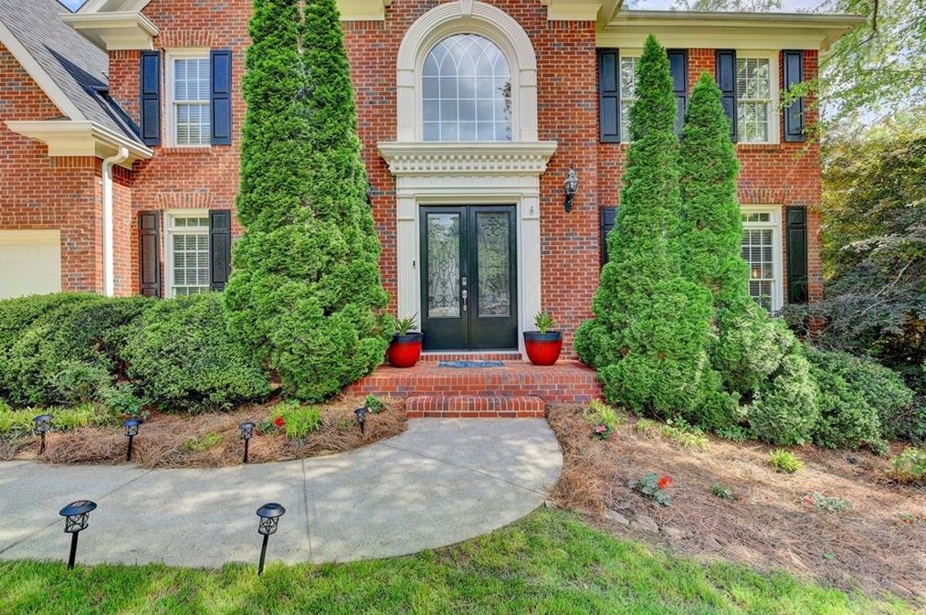 1230 Landings Cv, Alpharetta, GA 30005-7850