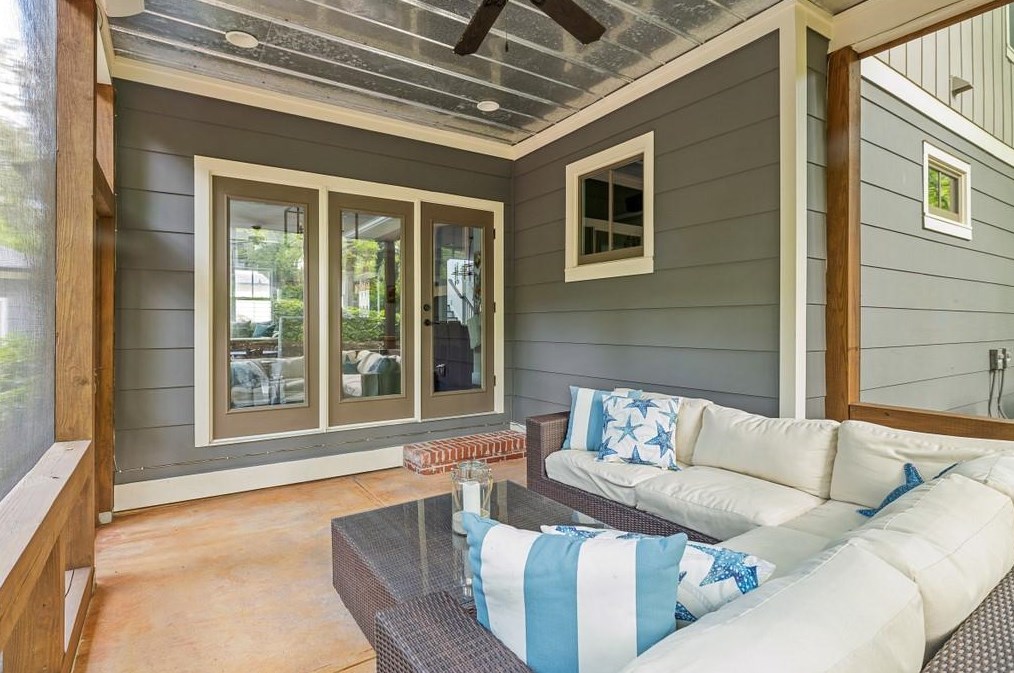 118 Winnona Dr, Decatur GA  30030-3706 exterior