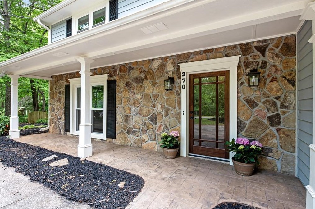 270 Hollyridge Way, Roswell, GA 30076-1211