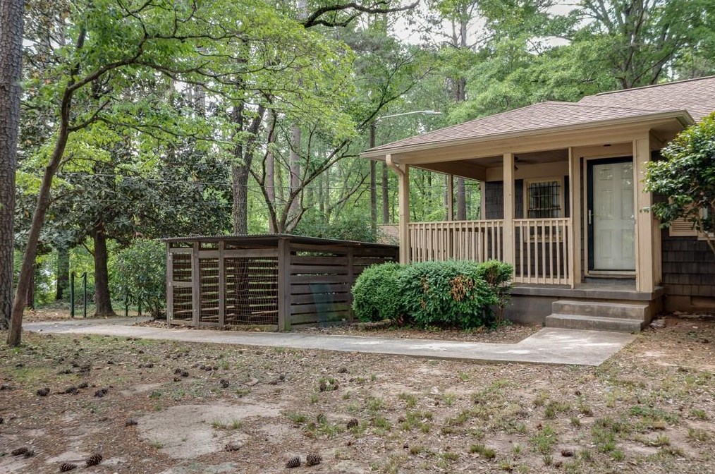 1597 Pine Dr, Atlanta, GA 30349-6188