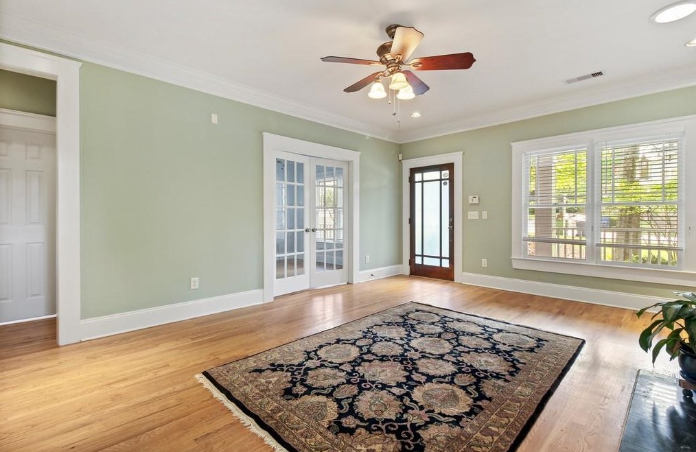 196 Warren St, Atlanta, GA 30317-2243